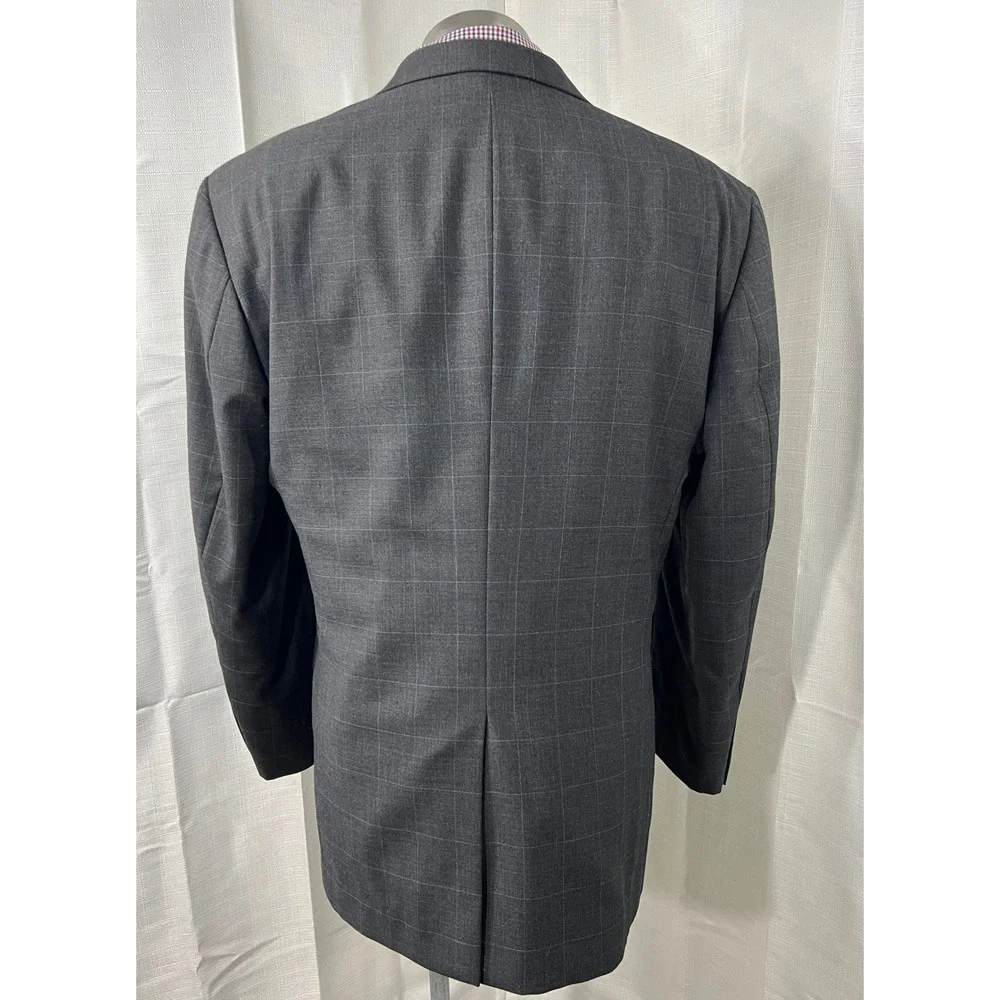 Jos A Bank Men 42R Blazer Sport Coat 100% Charcoal Gray Windowpane Wool 2 Button
